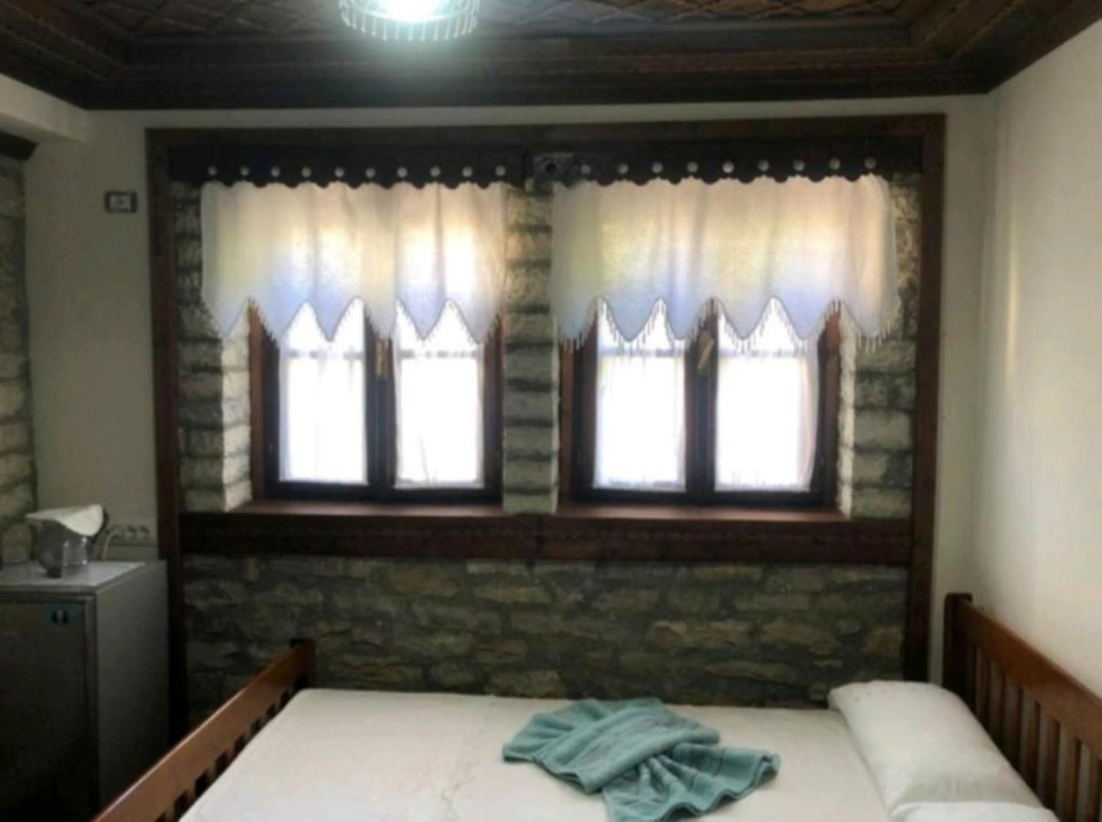 Miziriguesthouse Gjirokaster Exterior photo