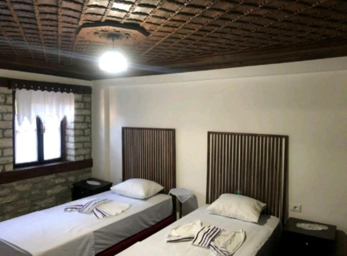 Miziriguesthouse Gjirokaster Exterior photo